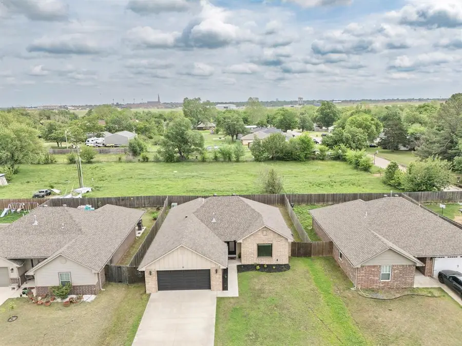 2225 Bent Tree Road, Shawnee, OK 74804 - #3