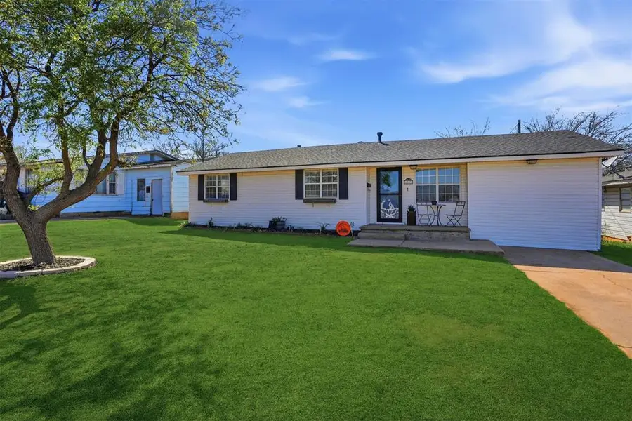 1003 N Hightower Street, Altus, OK 73521 - #2