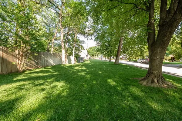 3133 Walnut Road, Norman, OK 73072