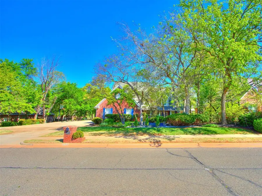 433 Hollowdale, Edmond, OK 73003 - #2