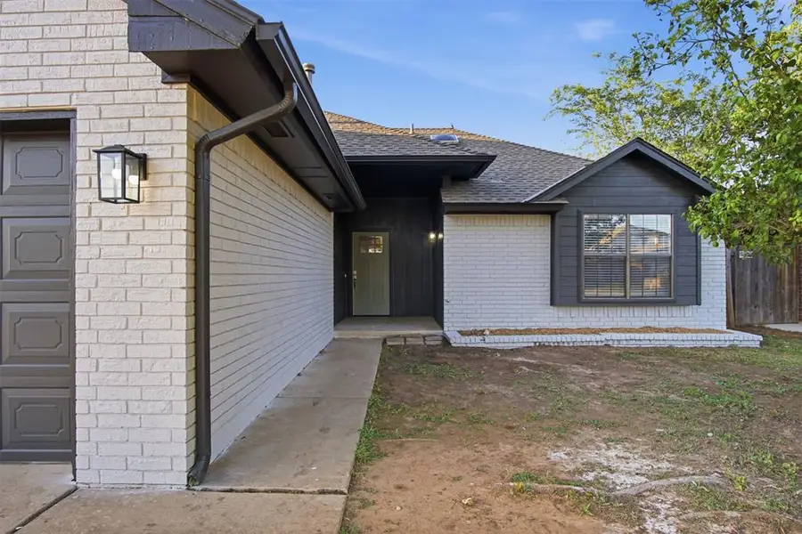 1137 SW 100th Terrace, Oklahoma City, OK 73139 - #2