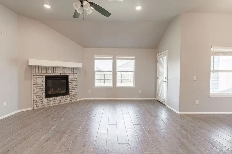 401 Nest Drive, Yukon, OK 73099 - #2