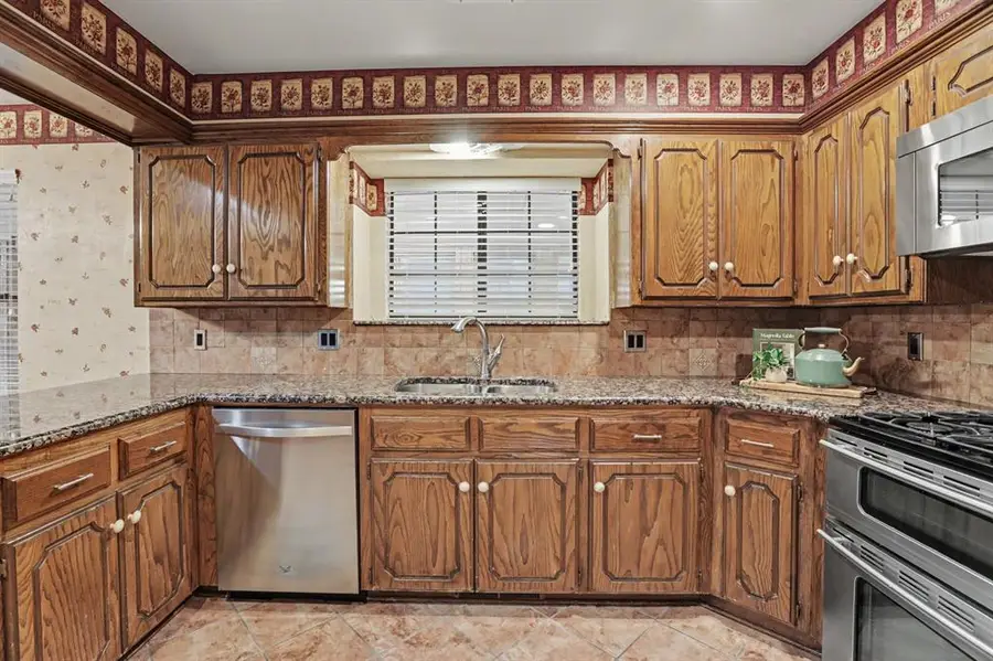 8001 NW 119th Street, Oklahoma City, OK 73162 - #3