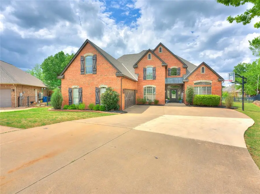 3805 Highridge, Edmond, OK 73003 - #2