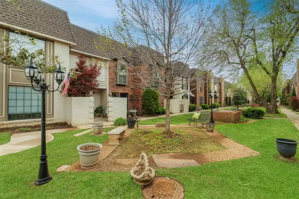 7821 W Old Hickory Lane, Oklahoma City, OK 73116