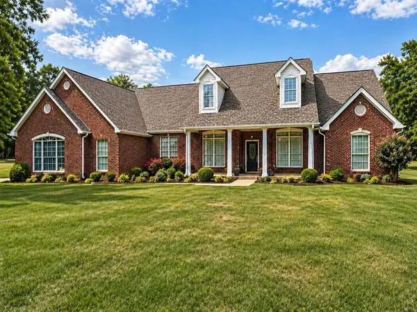 23505 E Waterloo Road, Luther, OK 73054