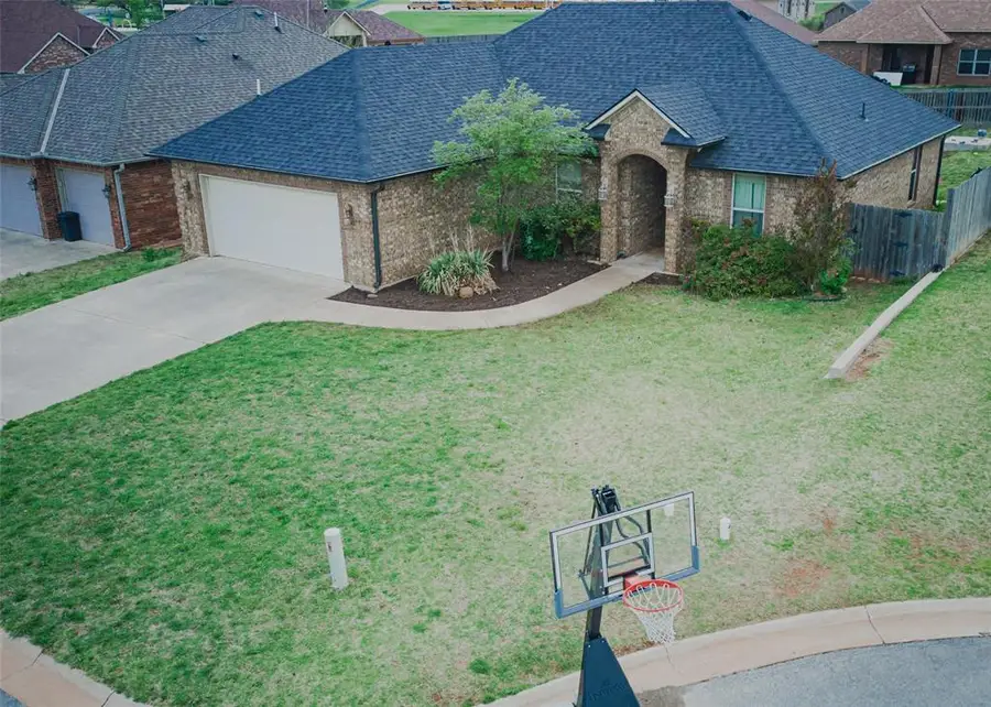 1430 Limestone Way, Elgin, OK 73538 - #3