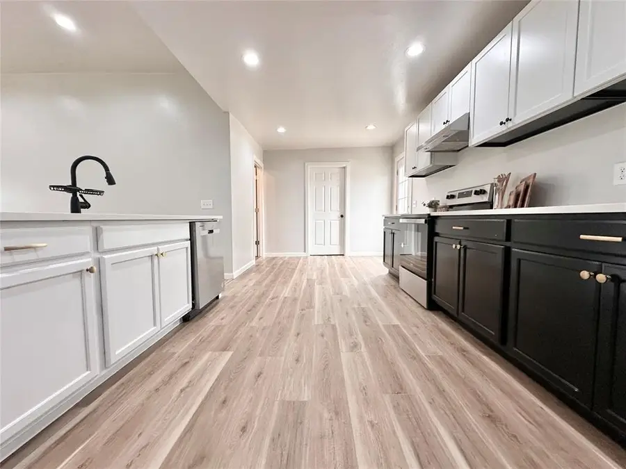 40800 Garretts Lake Road, Shawnee, OK 74804 - #3