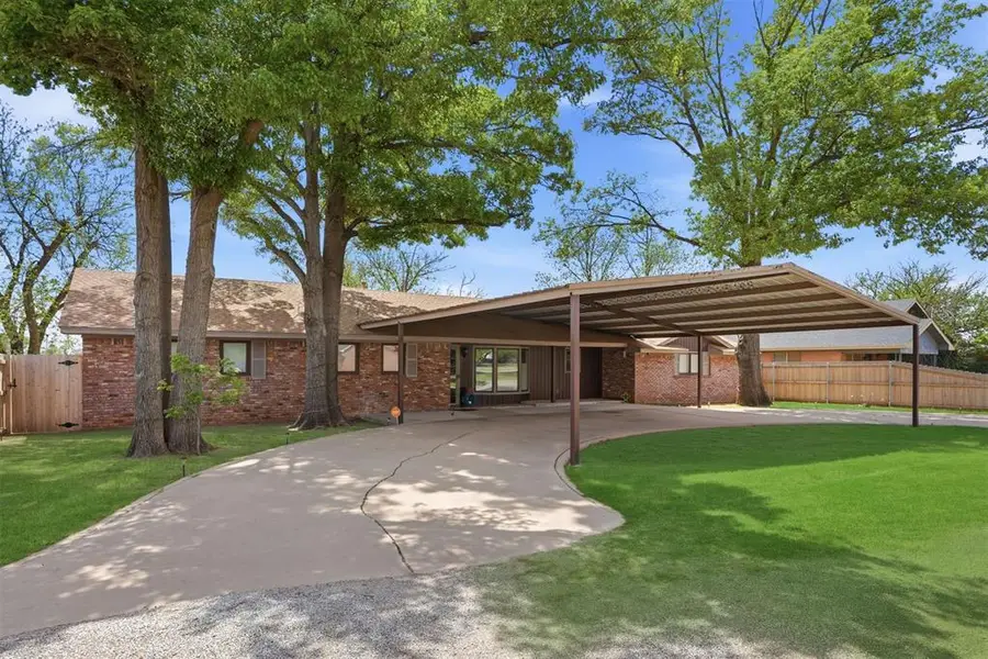 503 E Lincoln Street, Hollis, OK 73550 - #3