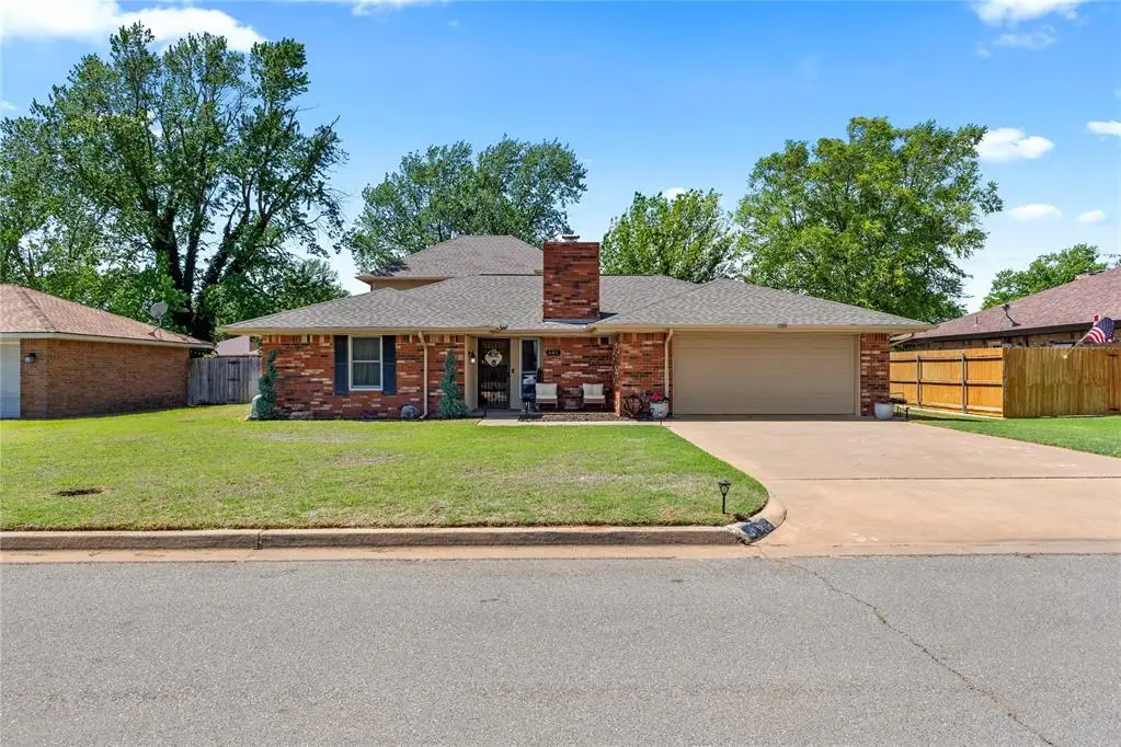 601 N Pecan Street, Weatherford, OK 73096 - #1