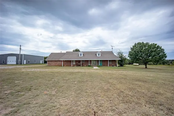 24286 E County Road 1580 Road, Elmore City, OK 73433