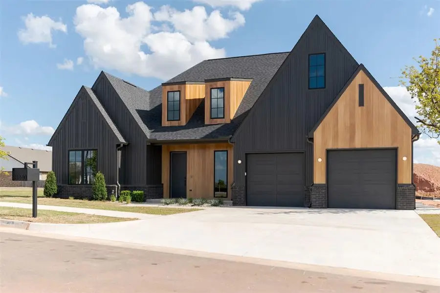 3340 Sardinia Court, Edmond, OK 73034 - #2