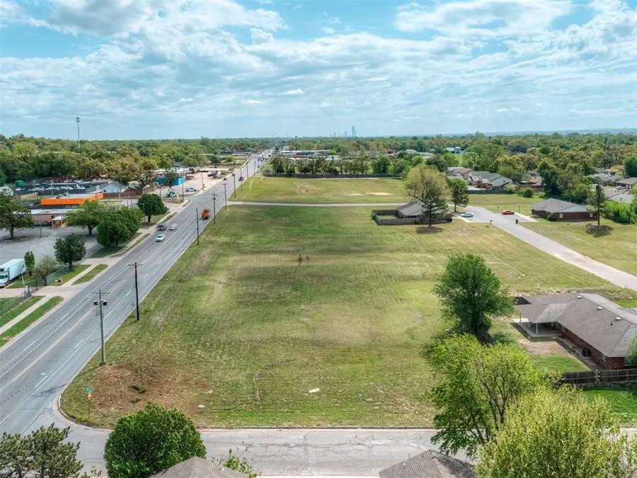 8240 NW 10th Street, Oklahoma City, OK 73127 - #3