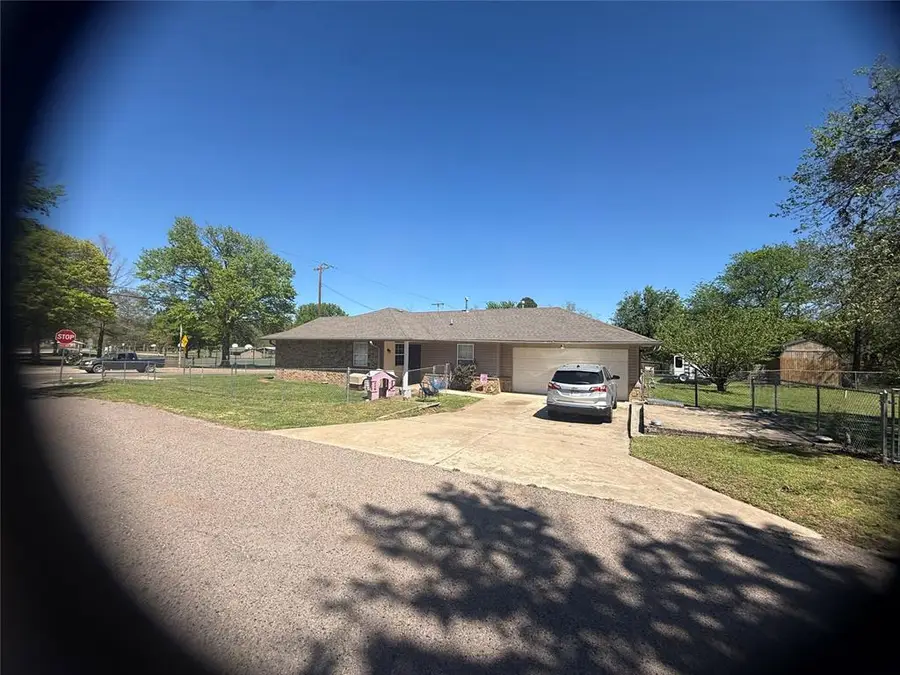 1401 E Main Street, Shawnee, OK 74801 - #2