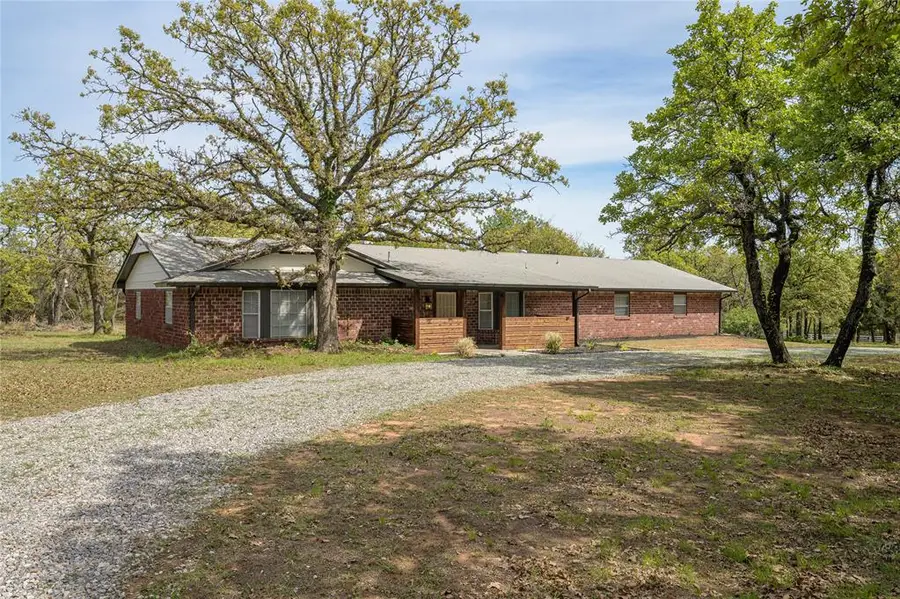 1172 Woodcrest Drive, Harrah, OK 73045 - #2