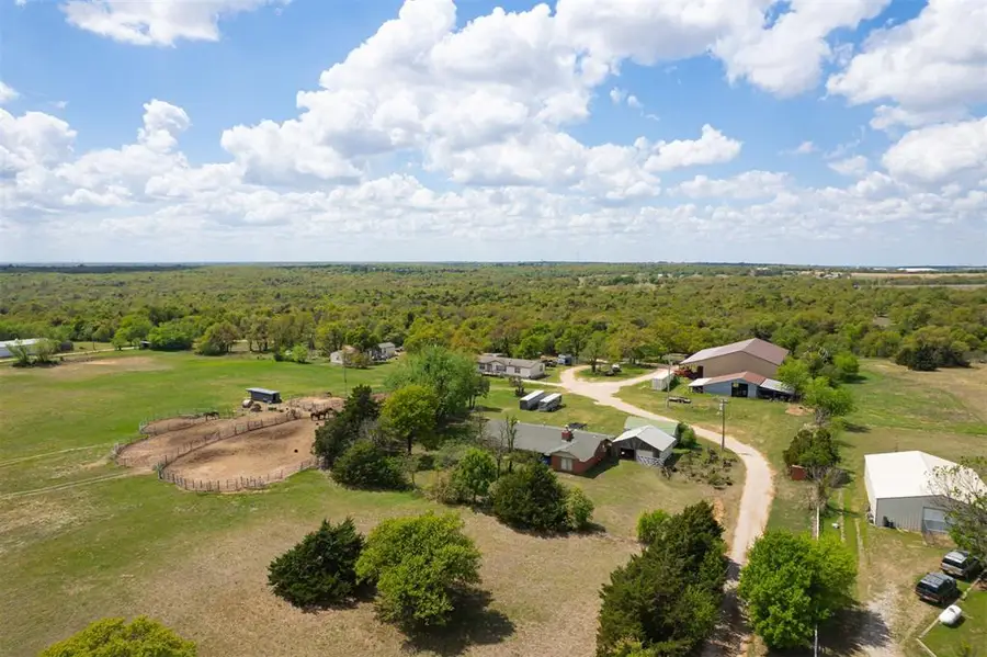 9925 S Anderson Road, Guthrie, OK 73044 - #2