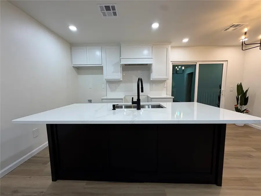 2117 NW 34th Street, Oklahoma City, OK 73112 - #2