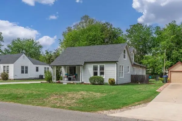 1127 W Symmes Street, Norman, OK 73069 - #2