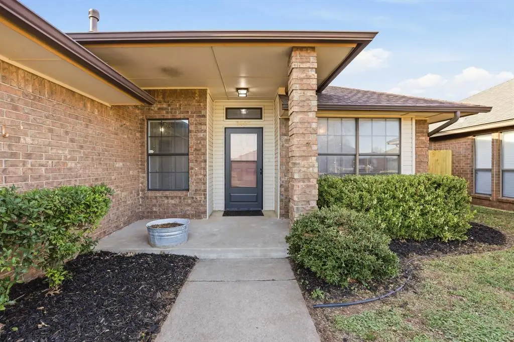 7807 NW 105th Terrace, Oklahoma City, OK 73162 - #1