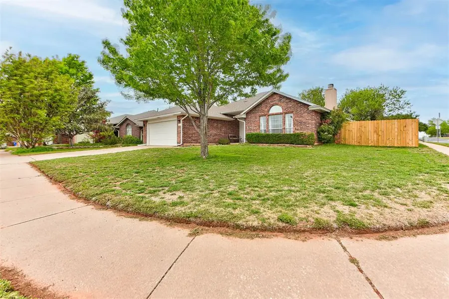 721 Gyrfalcon Drive, Norman, OK 73072 - #3