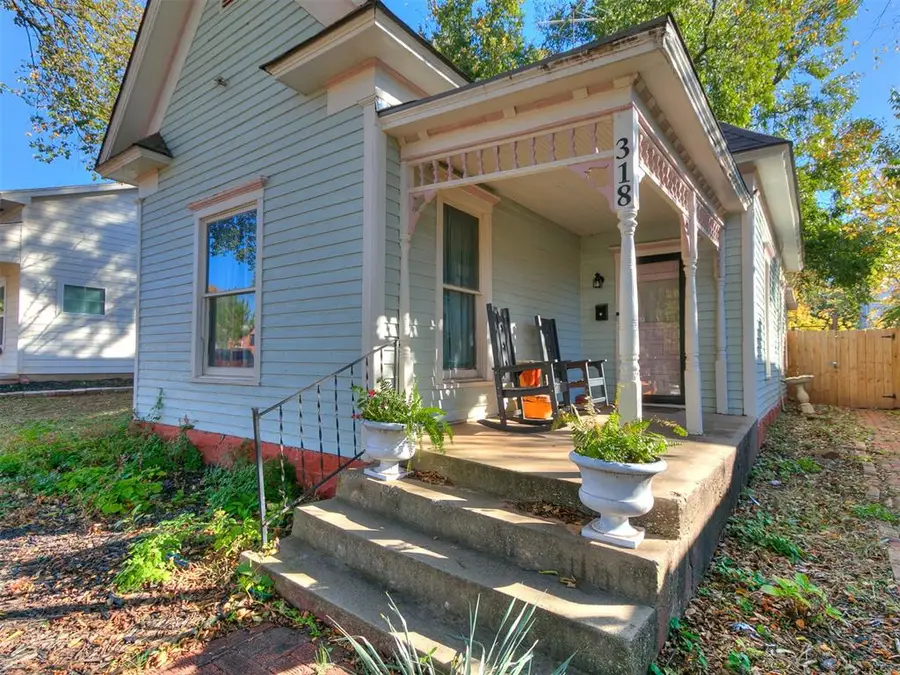 318 S 2nd Street, Guthrie, OK 73044 - #2