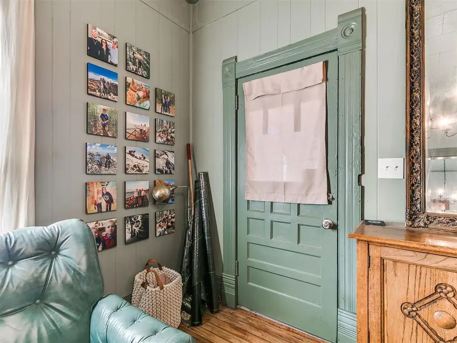 318 S 2nd Street, Guthrie, OK 73044 - #3