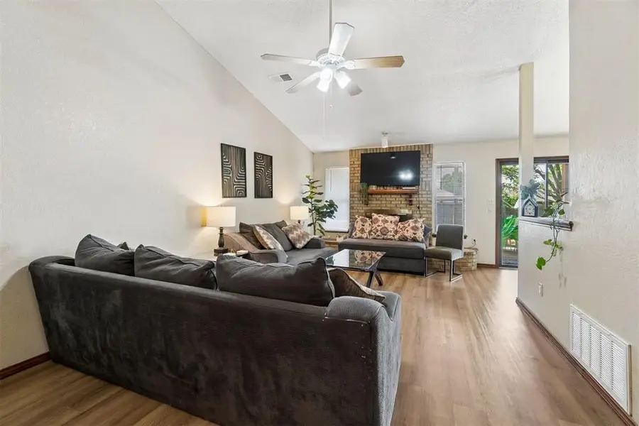 1217 Del Norte Drive, Edmond, OK 73003 - #3