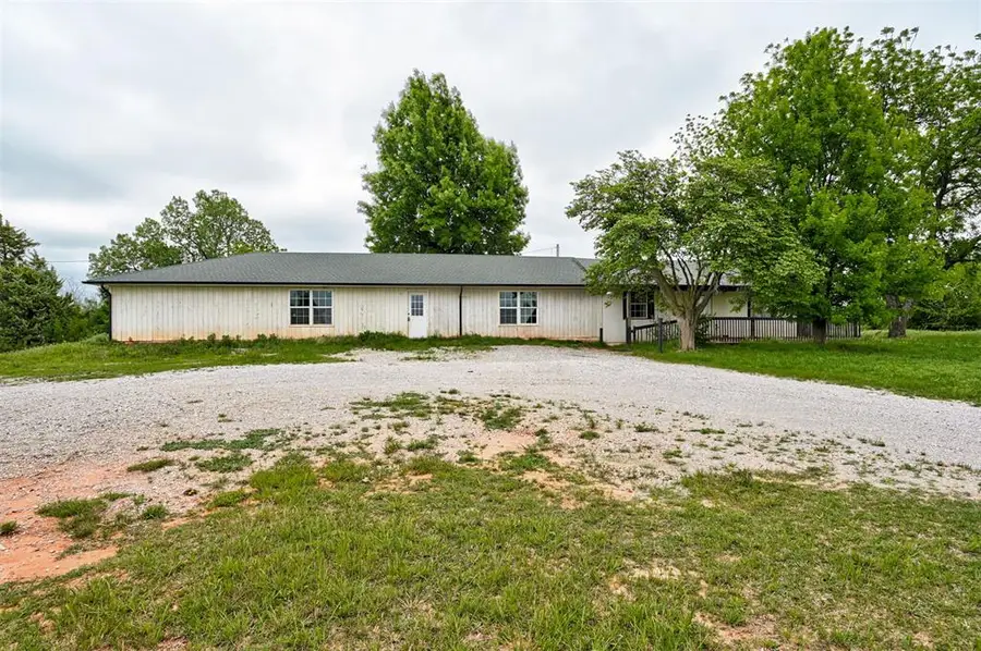 2134 N Rockwell Avenue, Newcastle, OK 73065 - #3