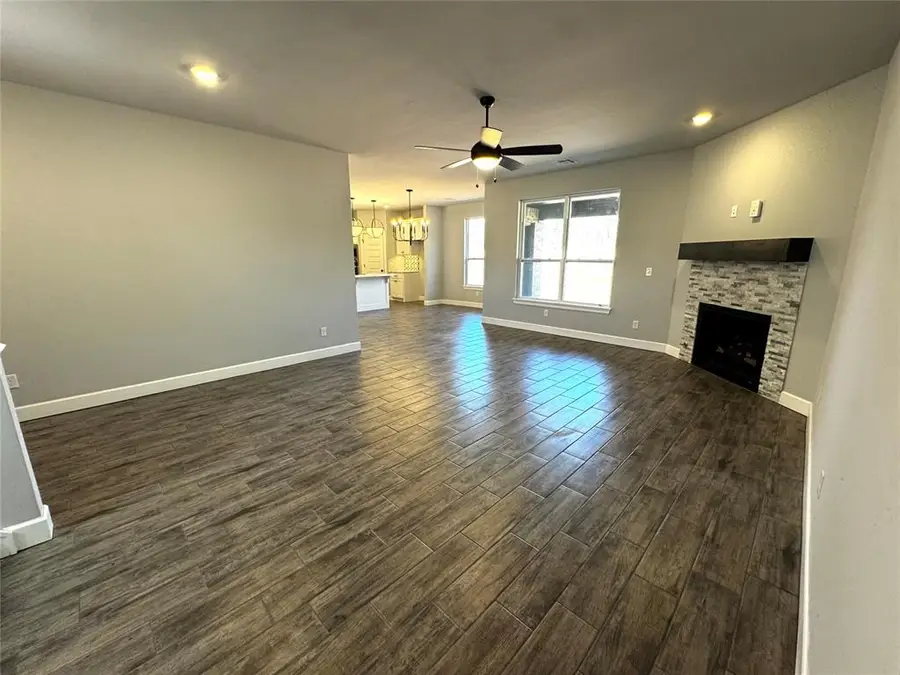 1300 Lighthorsemen Way, Choctaw, OK 73020 - #2