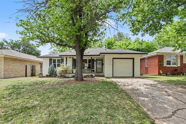 1912 Brighton Avenue, The Village, OK 73120