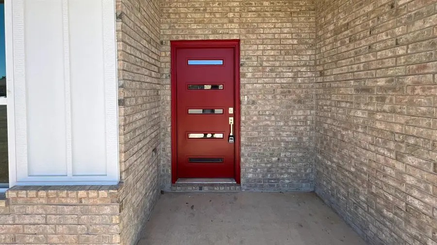 416 Remington Avenue, Jones, OK 73049 - #2