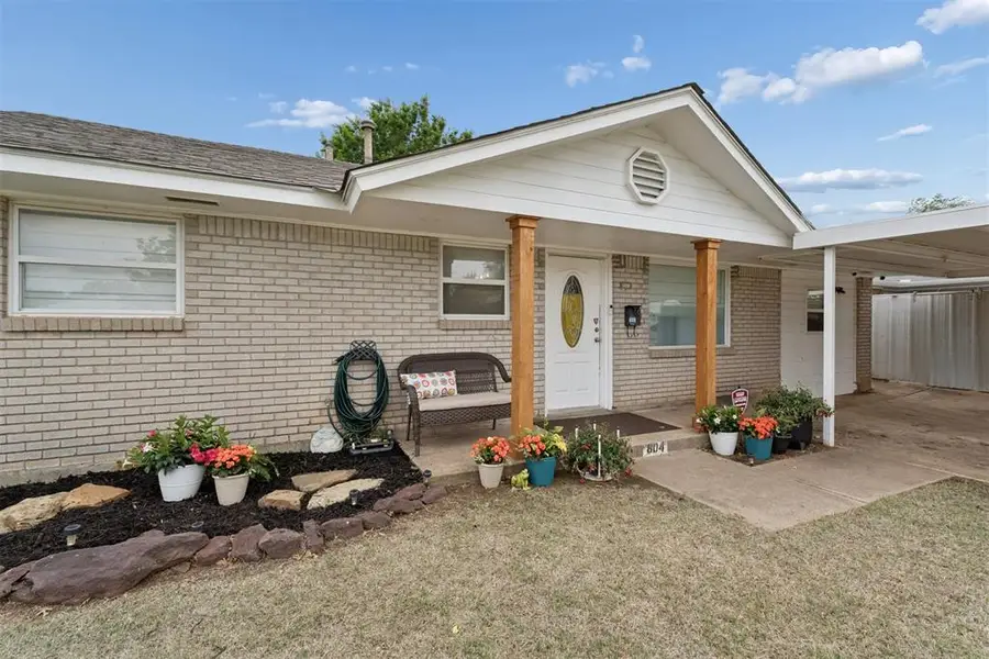 804 NW 8th Street, Moore, OK 73160 - #2