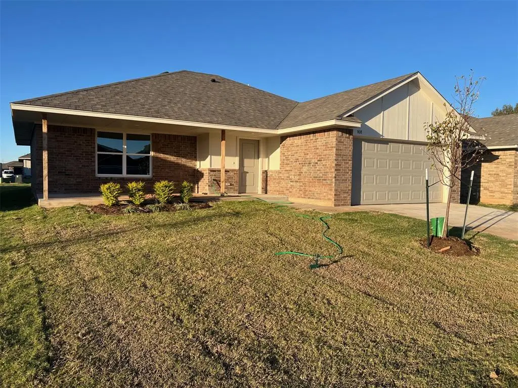 908 Hazy Brook Circle, Chickasha, OK 73018 - #1