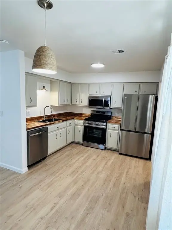 201 S Ruth Avenue, Shawnee, OK 74801 - #2