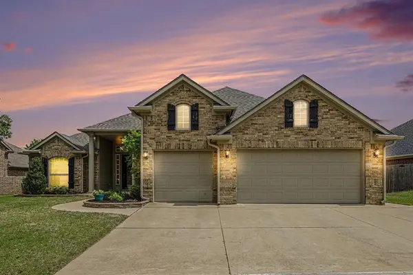 18516 Mesa Road, Edmond, OK 73012