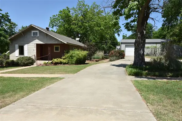 518 W Main Street, Maud, OK 74854