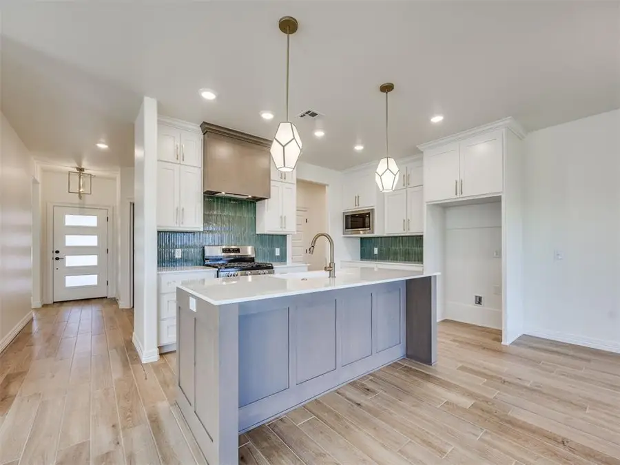 225 Sage Brush Way, Edmond, OK 73025 - #2