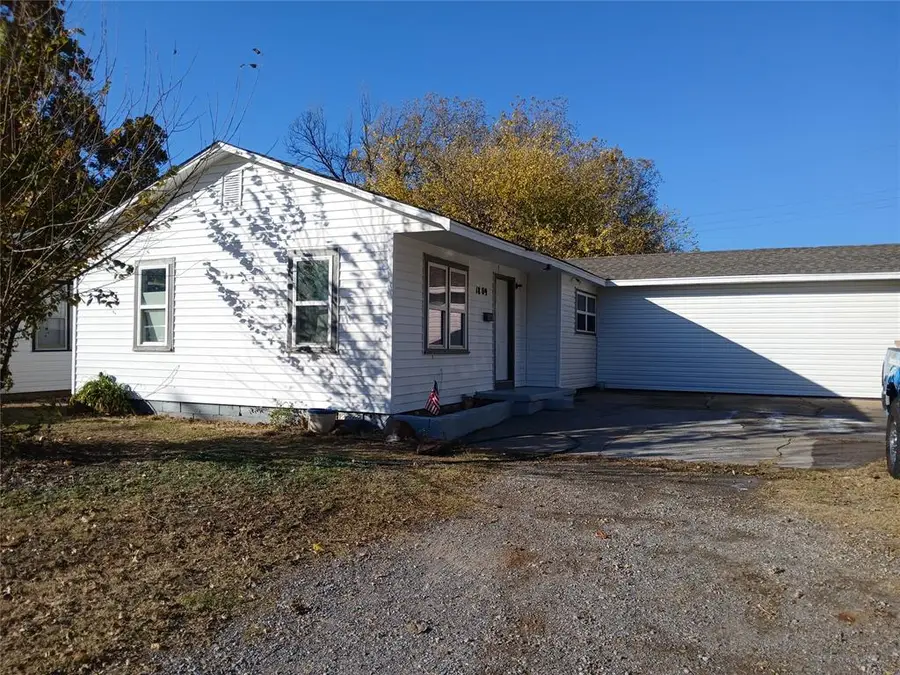 1809 W Willow Avenue, Duncan, OK 73533 - #3