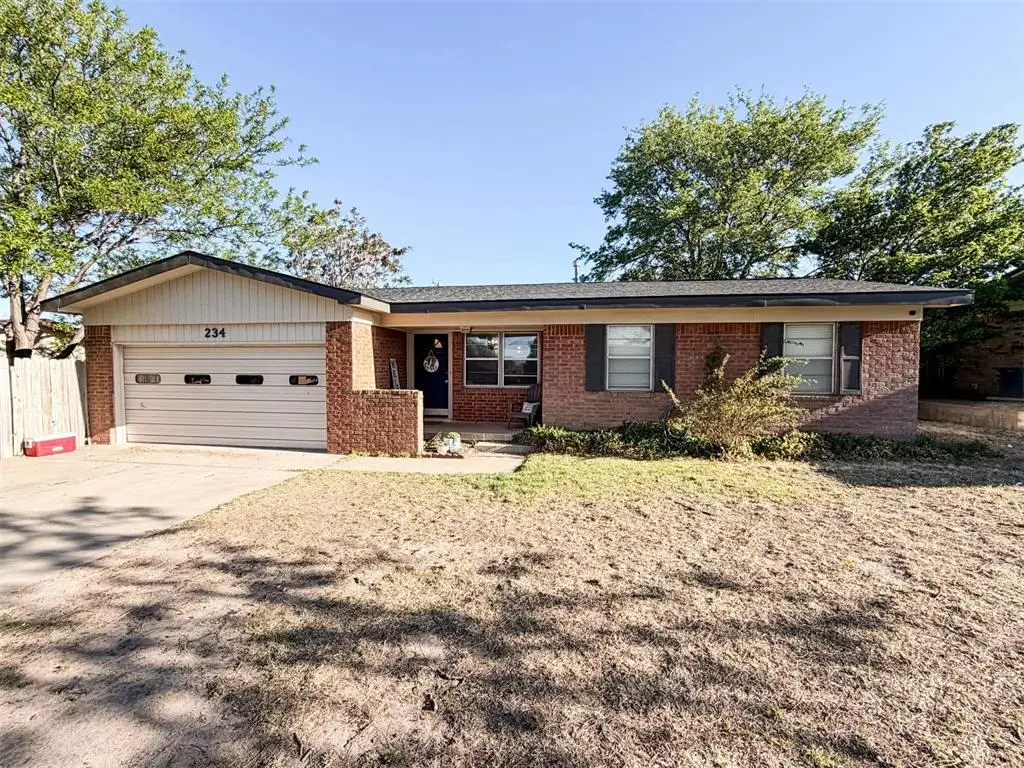 234 Circle Drive, Guymon, OK 73942 - #1