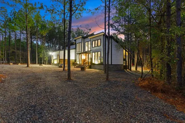 88 Bear Hickory Trail, Broken Bow, OK 74728