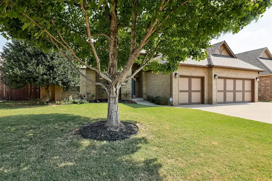 17312 Parkgrove Drive, Edmond, OK 73012 - #2