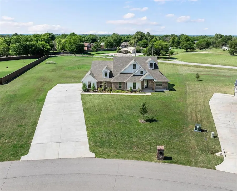 3452 Woodland Springs Drive, Norman, OK 73072 - #2