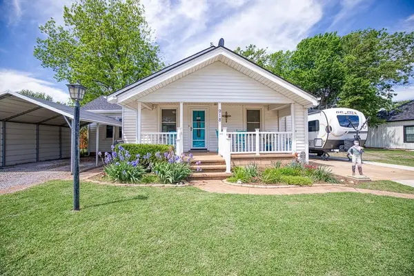 918 S 7th Street, Kingfisher, OK 73750