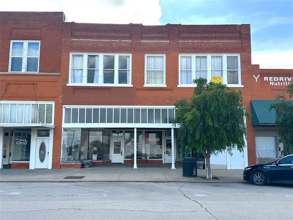 129 S Oklahoma Avenue, Mangum, OK 73554 - #1