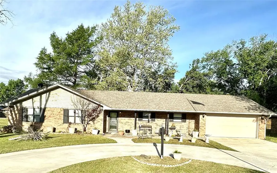 221 Sooner Road, Holdenville, OK 74848 - #2