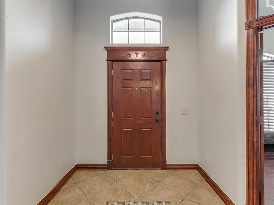 8841 NW 121st Street, Oklahoma City, OK 73162 - #3