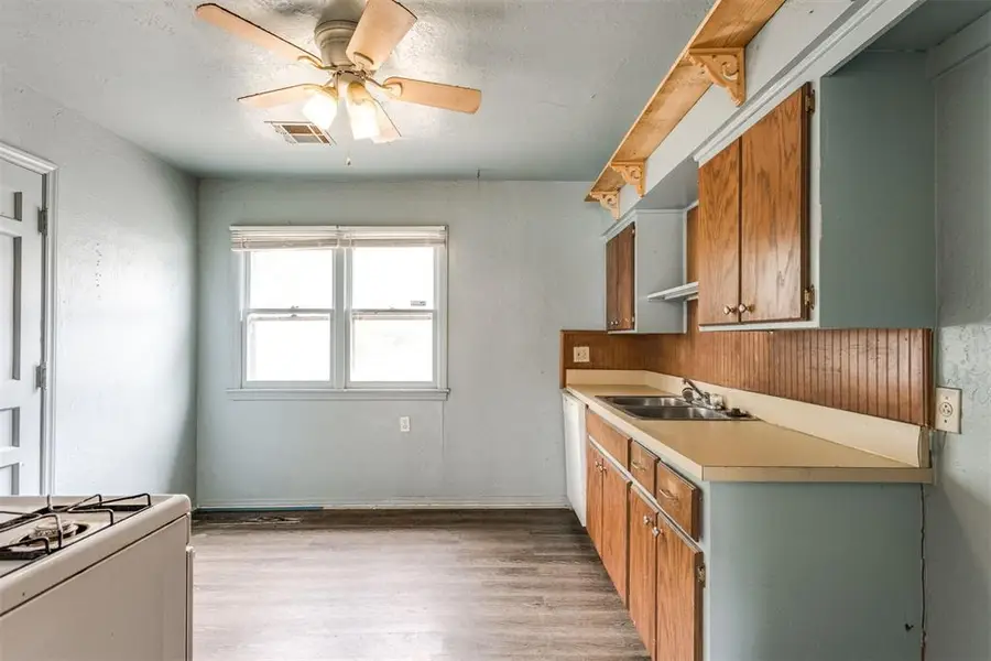 605 Lions Park Place, Oklahoma City, OK 73110 - #3