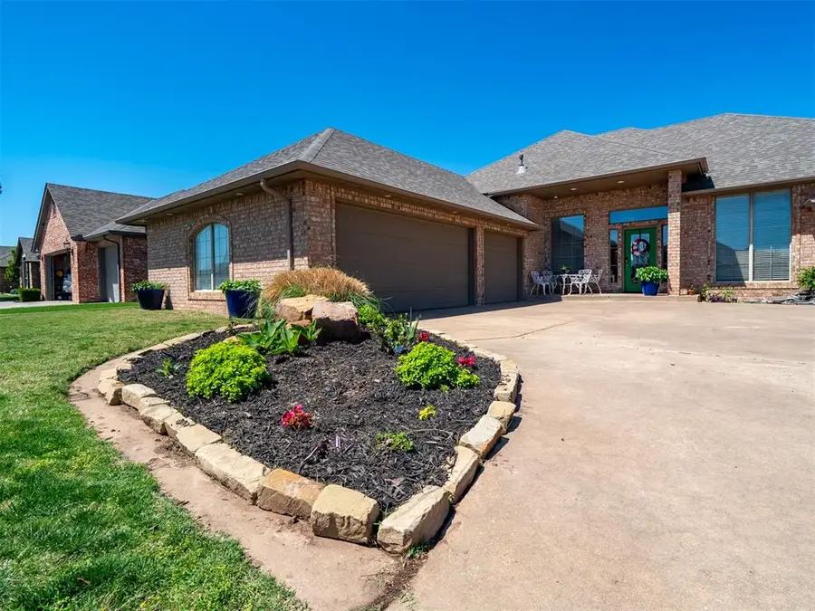 2121 SW 30th Street, Oklahoma City, OK 73119 - #2