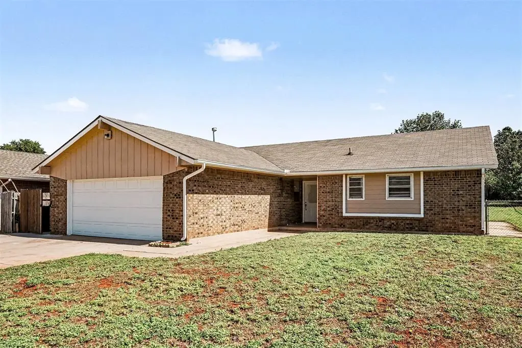 3821 W Oakcliff Drive, Oklahoma City, OK 73135 - #1