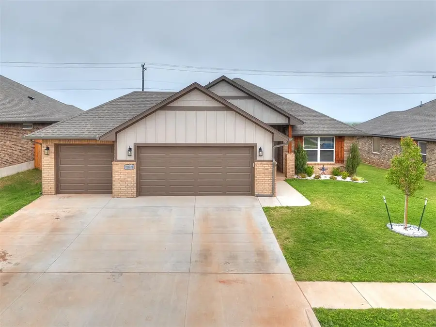 12009 NW 121st Circle, Yukon, OK 73099 - #2